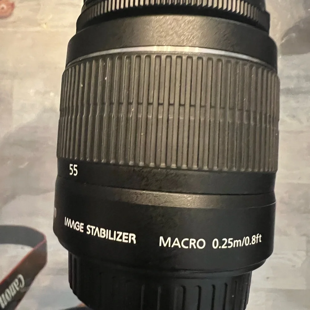Canon EOS Rebel T5 DSLR Camera